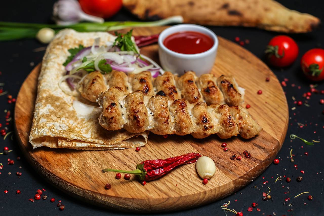 Люля-кебаб с курицей в г. Клин - Доставка готовой еды Люля-кебаб с курицей в г. Клин - Доставка готовой еды